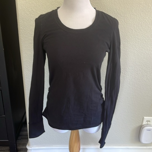 Athleta ruched long sleeve tee - Picture 2 of 6